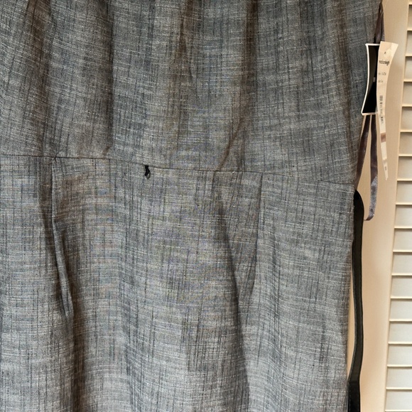Madison Leigh Lightweight Dress Medium Gray Gathered Cap Sleeves 12 NWT - Picture 4 of 16